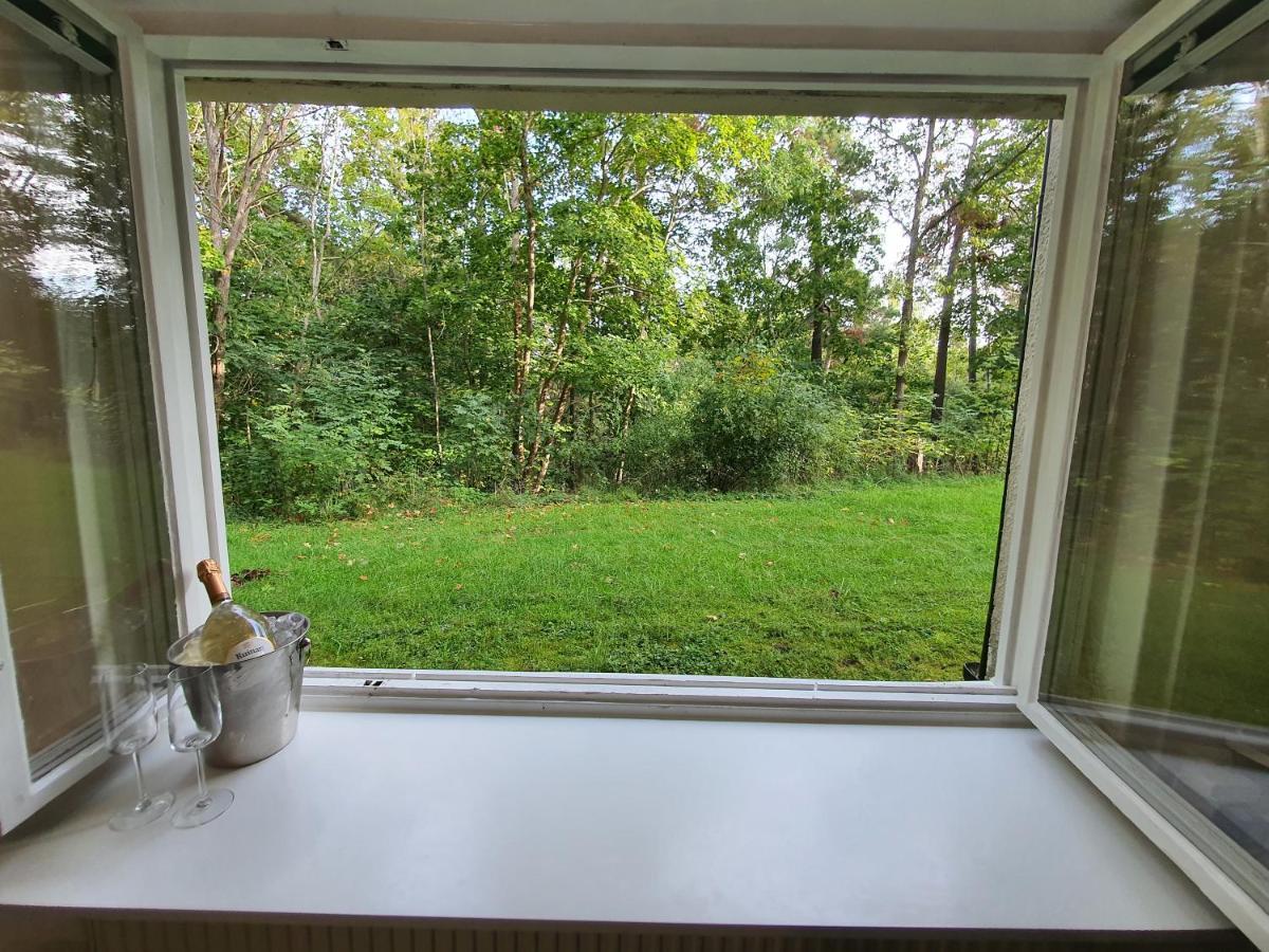 Close To The Metro And The Beach!!! With A View Of The Scandinavian Forest Стокхолм Екстериор снимка